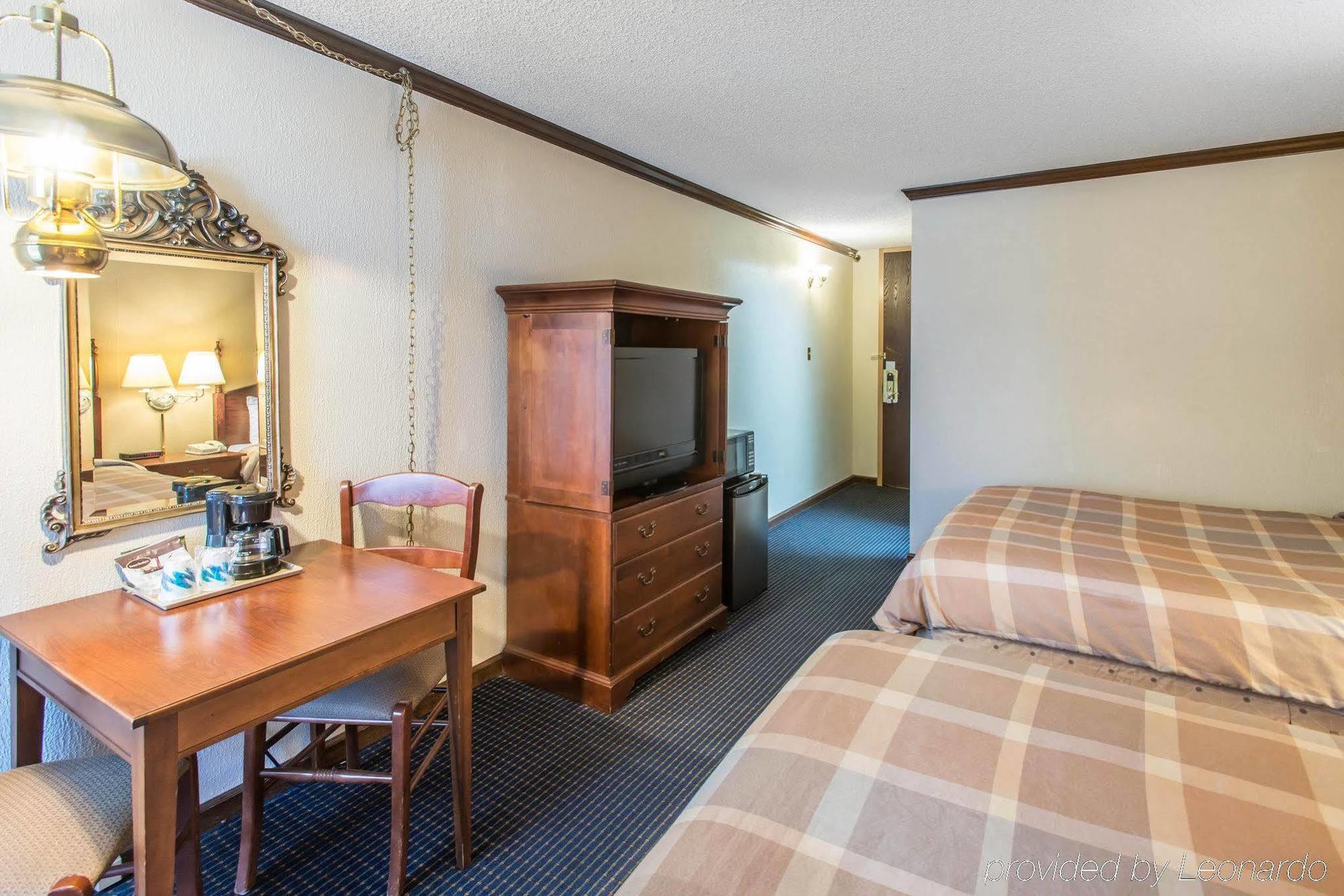 Rodeway Inn And Suites Boulder Broker Exterior foto